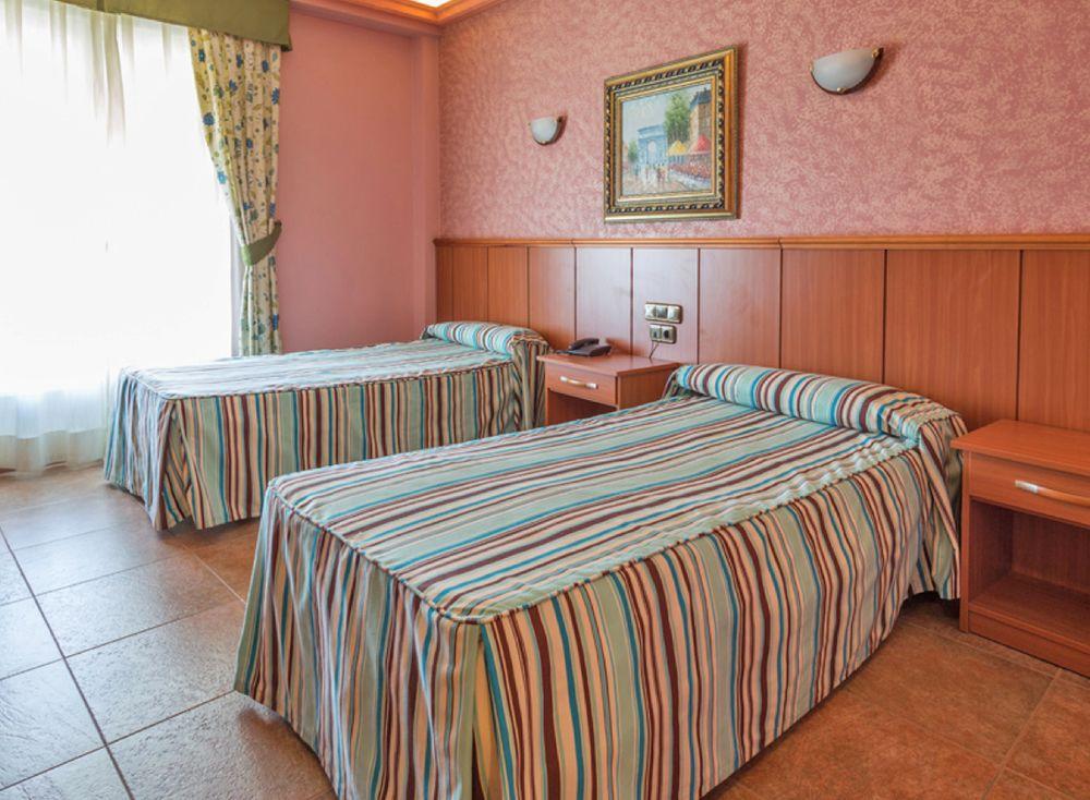 Hotel Real De Castilla Tordesillas Exteriér fotografie