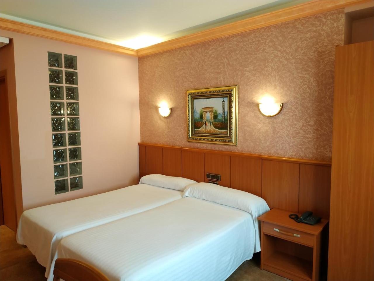 Hotel Real De Castilla Tordesillas Exteriér fotografie