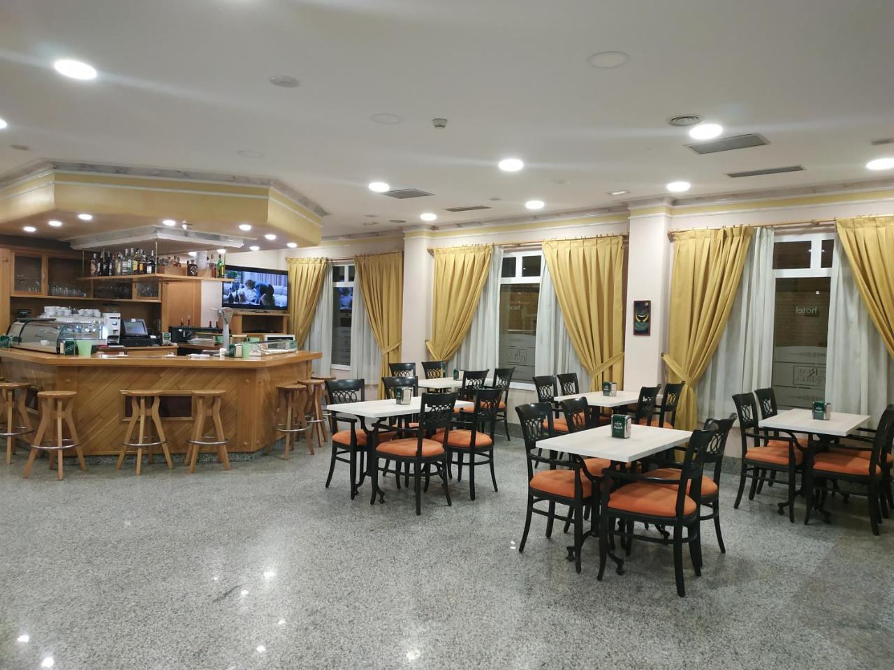 Hotel Real De Castilla Tordesillas Exteriér fotografie